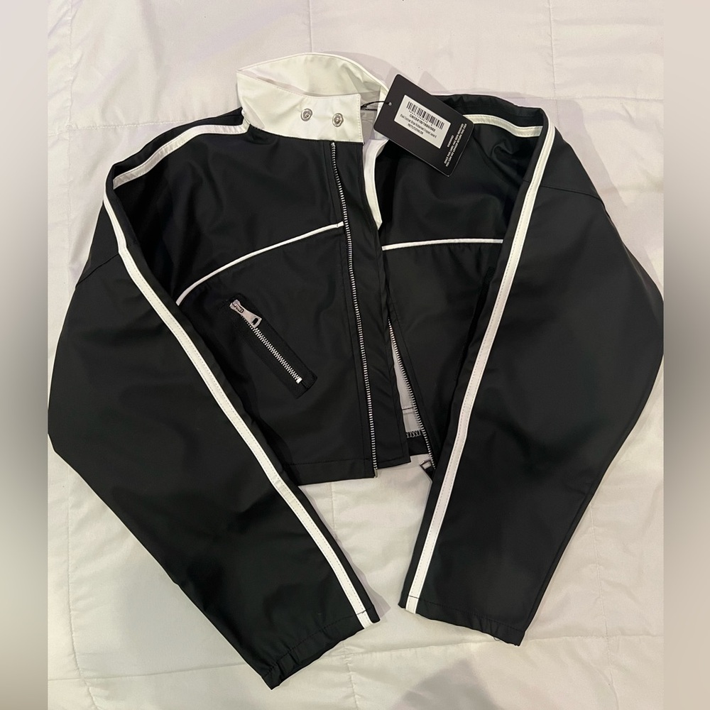 Cropped jacket
